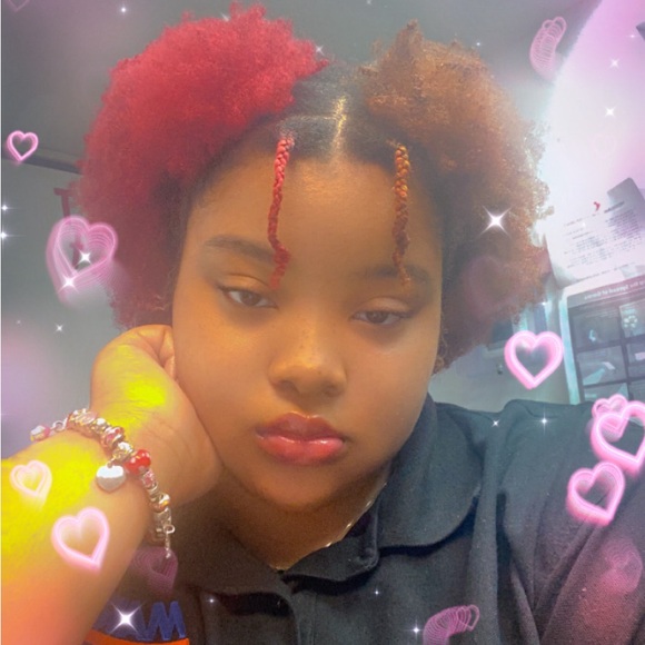 Meet your Posher, Tori - Picture 8 of 8